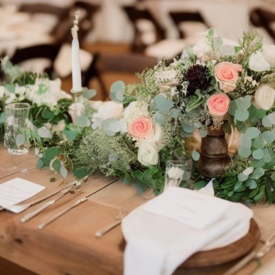 rustic wedding centrepieces (5).jpg